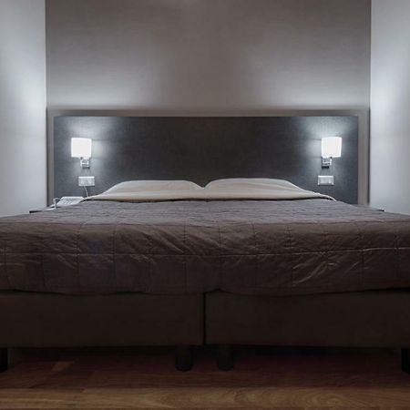 Twelve Hotel Moncalieri Eksteriør billede