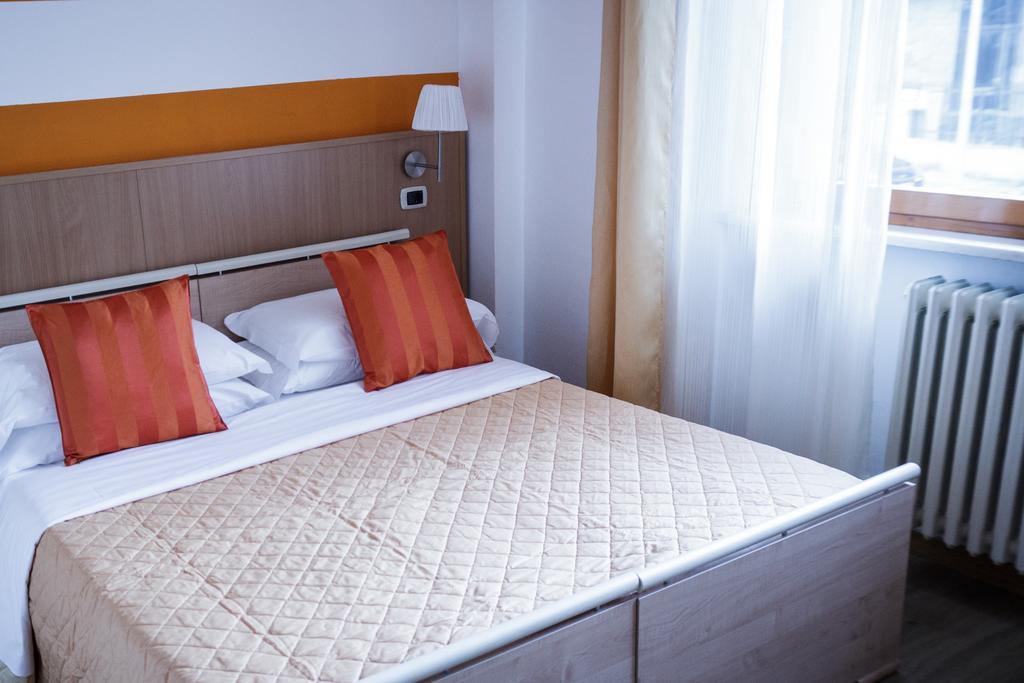 Twelve Hotel Moncalieri Værelse billede