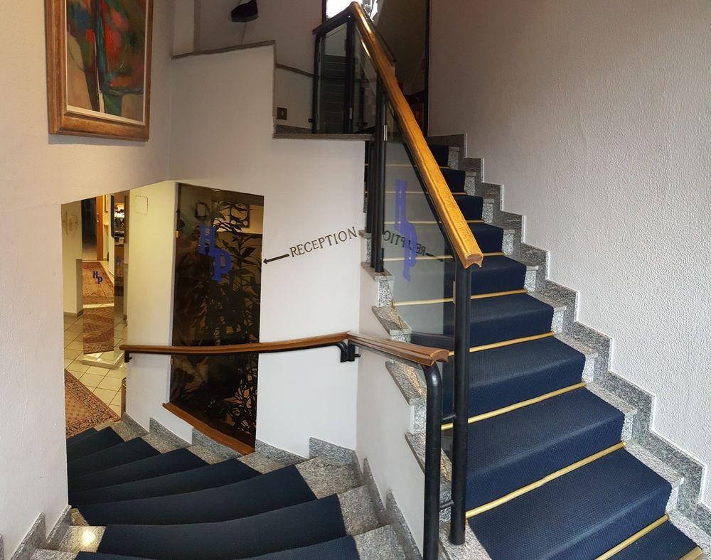 Twelve Hotel Moncalieri Eksteriør billede