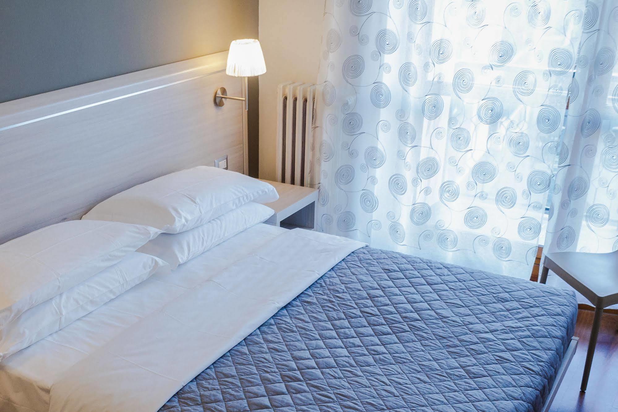 Twelve Hotel Moncalieri Værelse billede